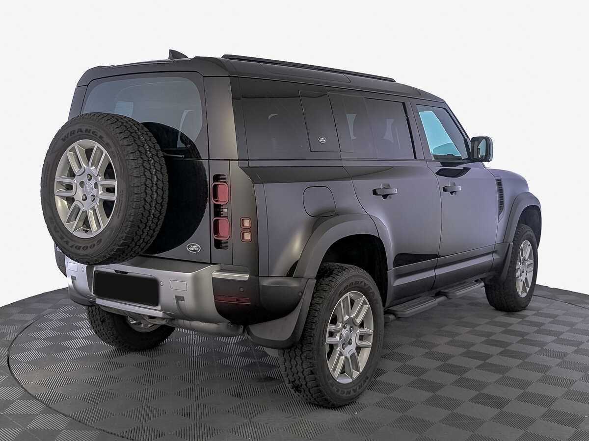 Land Rover Defender с пробегом — 2021 год. Фото: #4