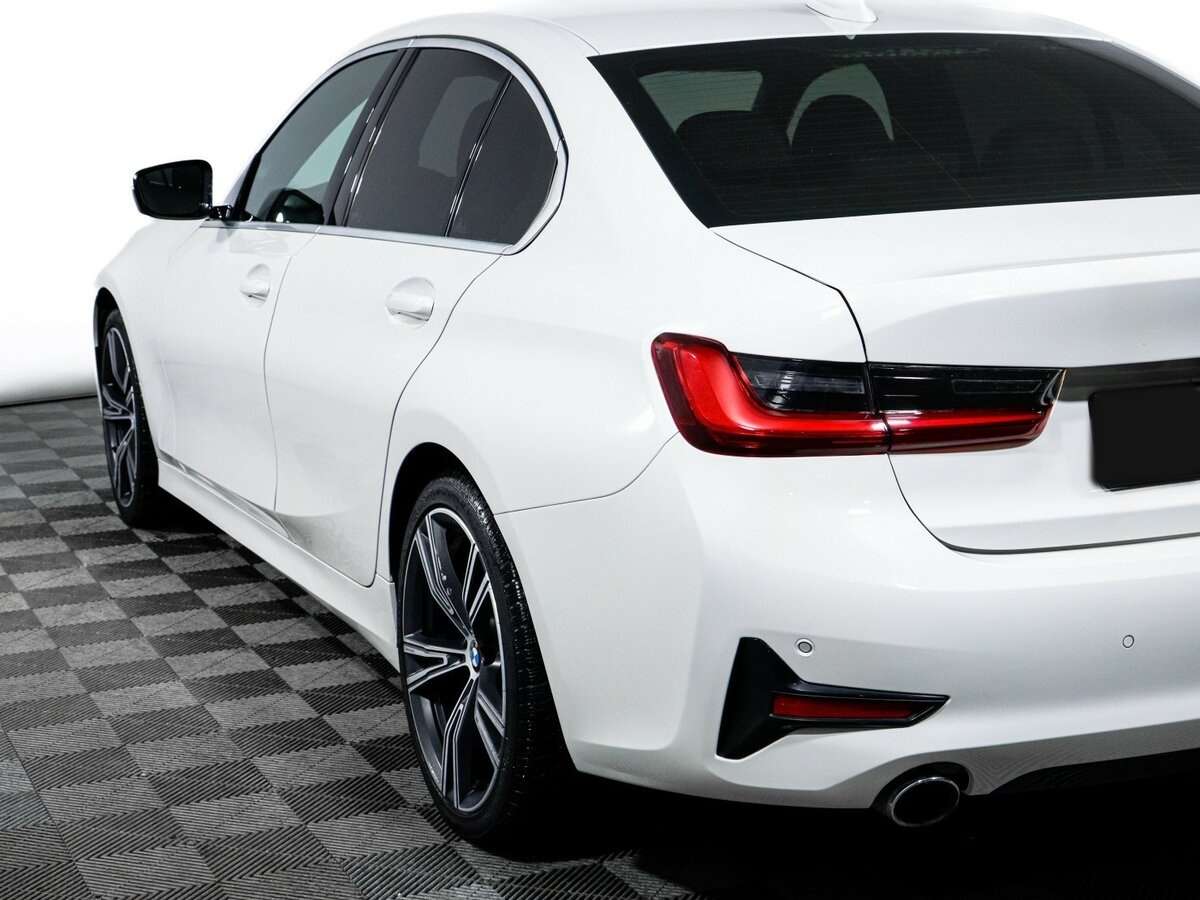 BMW 3 серии с пробегом — 2020 год. Фото: #19