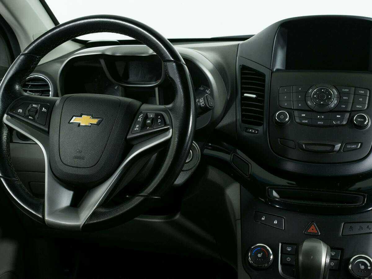 Chevrolet Orlando с пробегом — 2014 год. Фото: #8