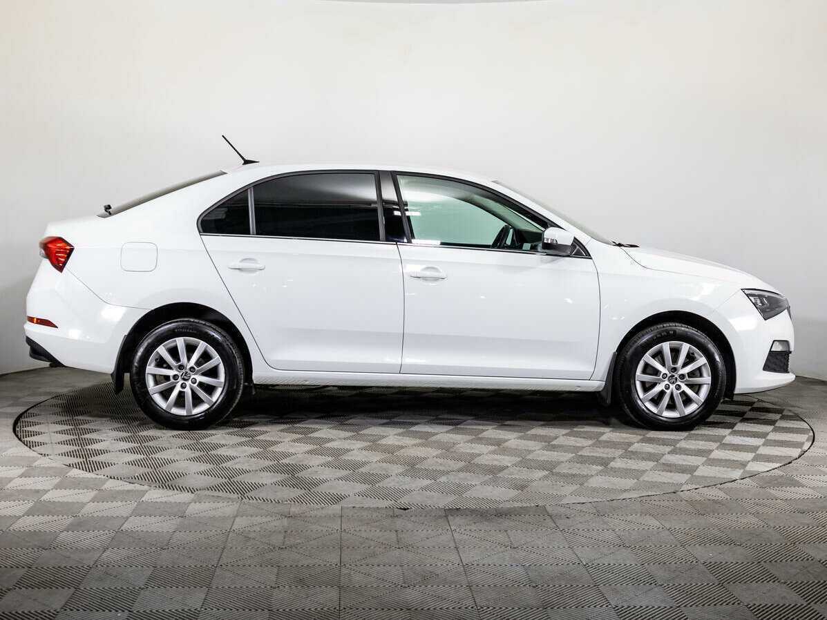 Skoda Rapid с пробегом — 2020 год. Фото: #3