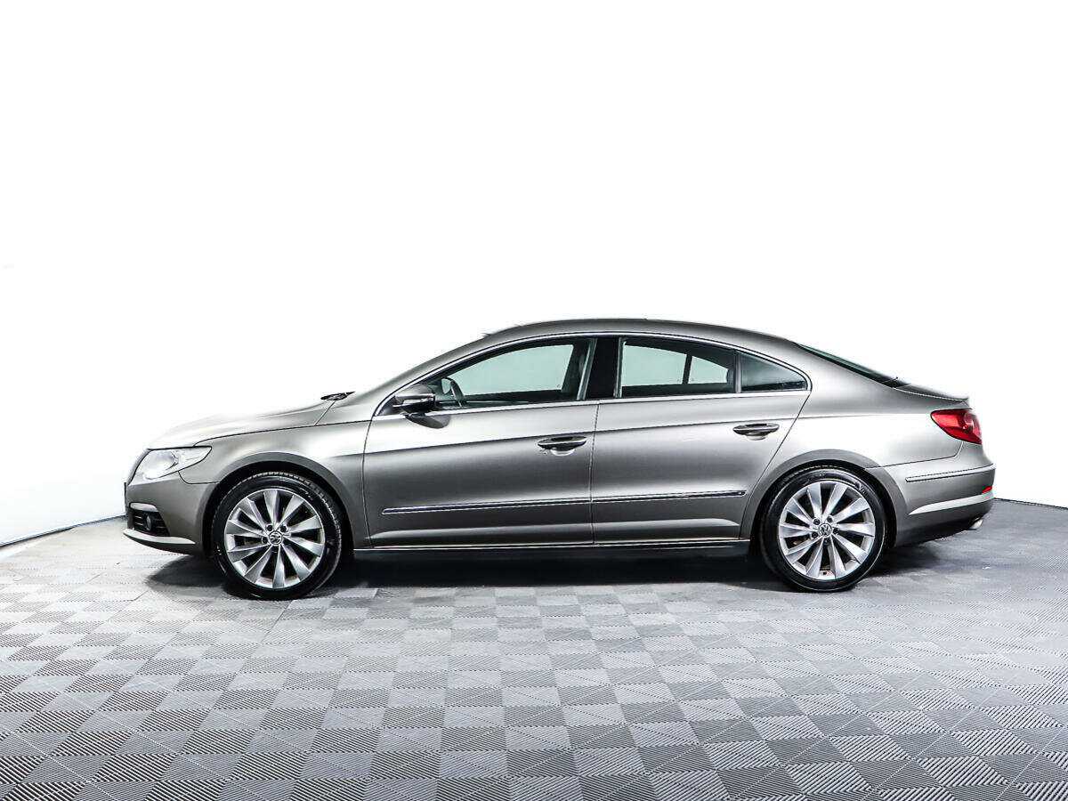 Volkswagen Passat CC с пробегом — 2011 год. Фото: #7