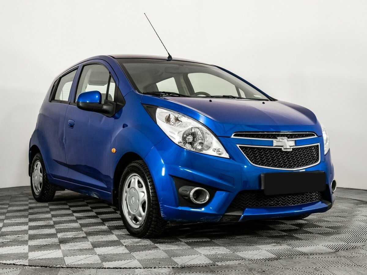 Chevrolet Spark с пробегом — 2011 год. Фото: #2