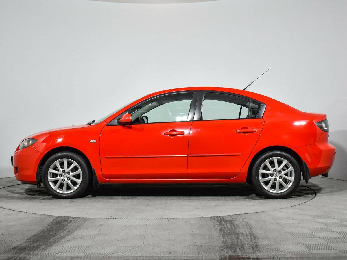 Mazda 3 с пробегом — 2008 год. Фото: #7