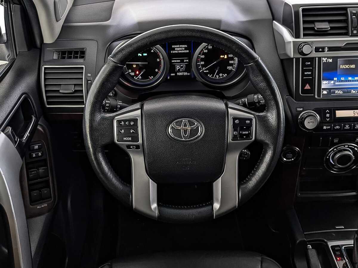 Toyota Land Cruiser Prado с пробегом — 2017 год. Фото: #21