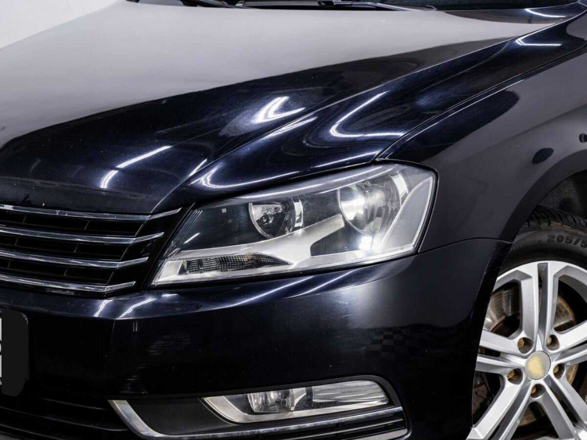 Volkswagen Passat с пробегом — 2011 год. Фото: #6