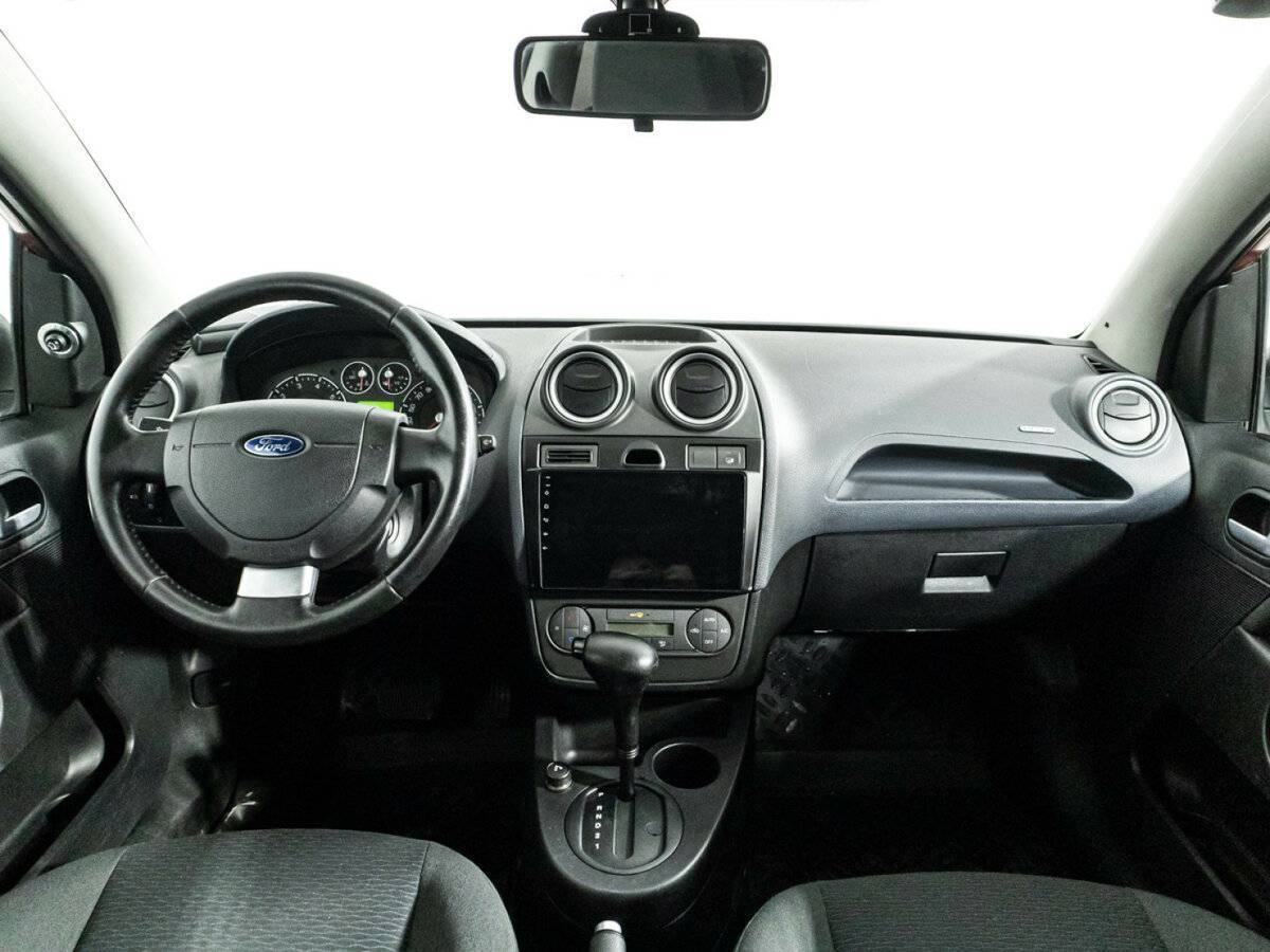 Ford Fiesta с пробегом — 2007 год. Фото: #12