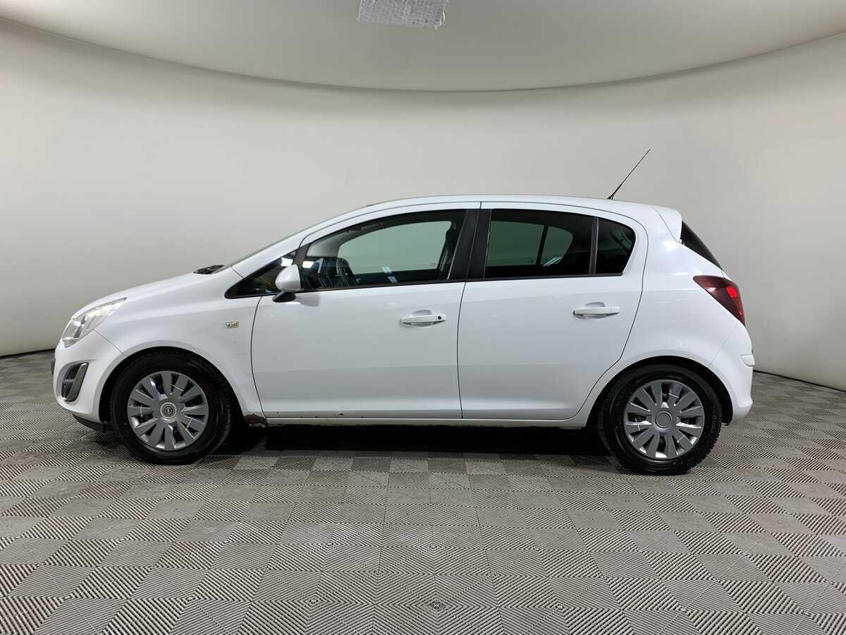 Opel Corsa с пробегом — 2011 год. Фото: #7