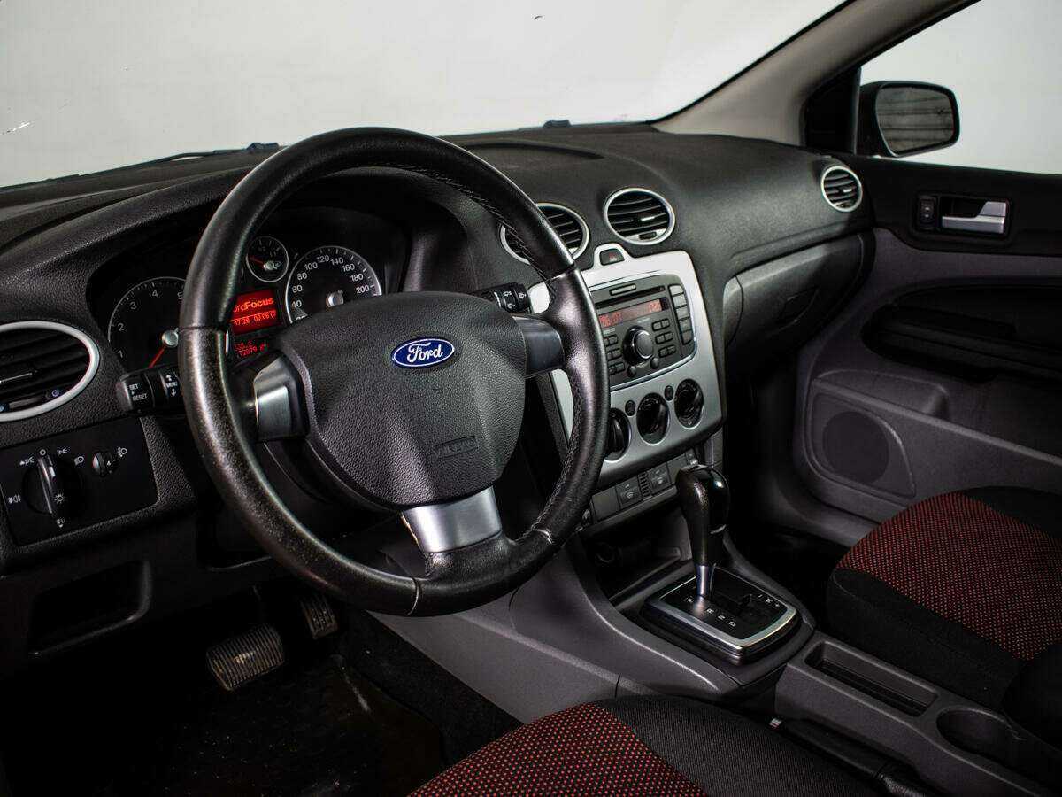 Ford Focus с пробегом — 2007 год. Фото: #12