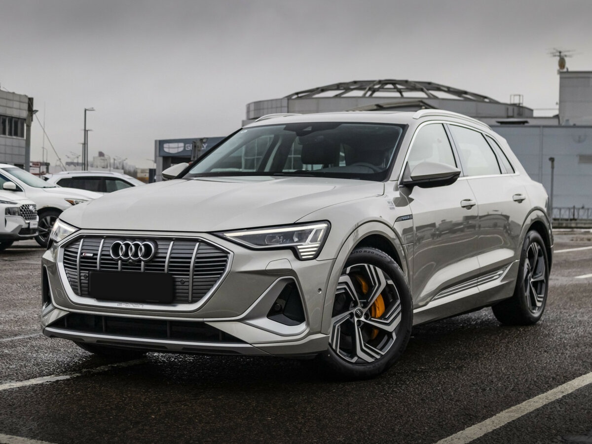 Audi e-tron с пробегом — 2023 год. Фото: #0