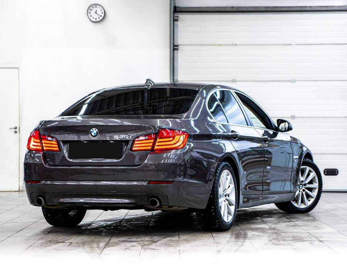 BMW 5 серии с пробегом — 2012 год. Фото: #2