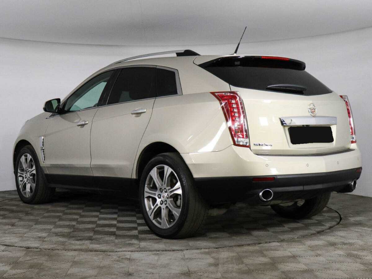 Cadillac SRX с пробегом — 2011 год. Фото: #6