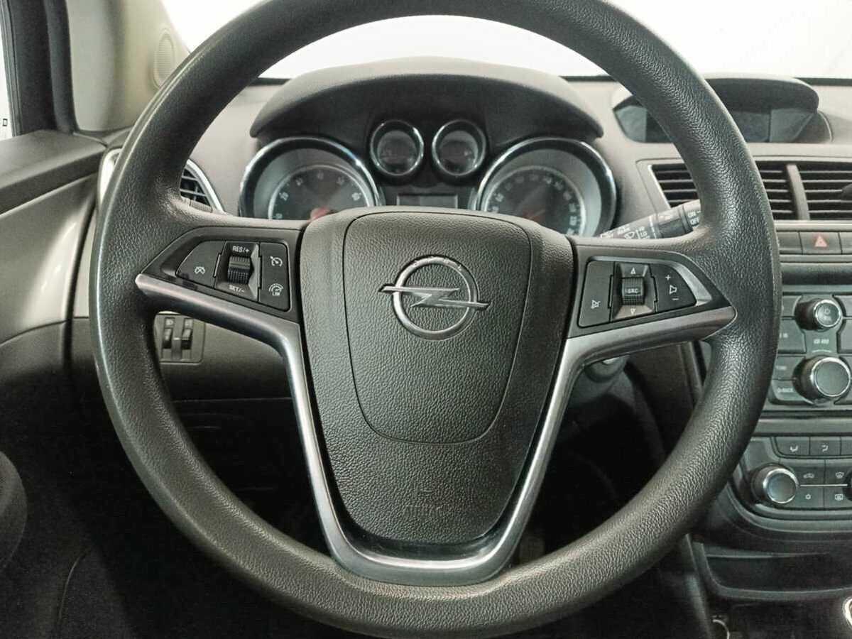 Opel Mokka с пробегом — 2014 год. Фото: #11