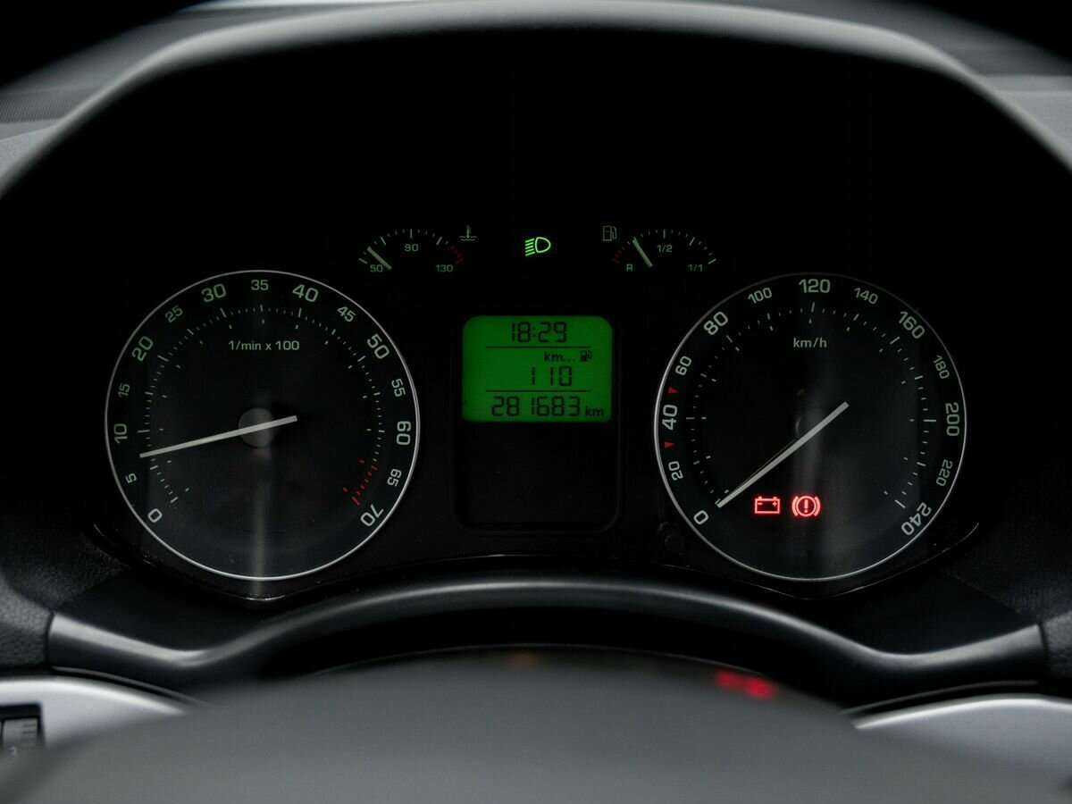 Skoda Octavia с пробегом — 2008 год. Фото: #17