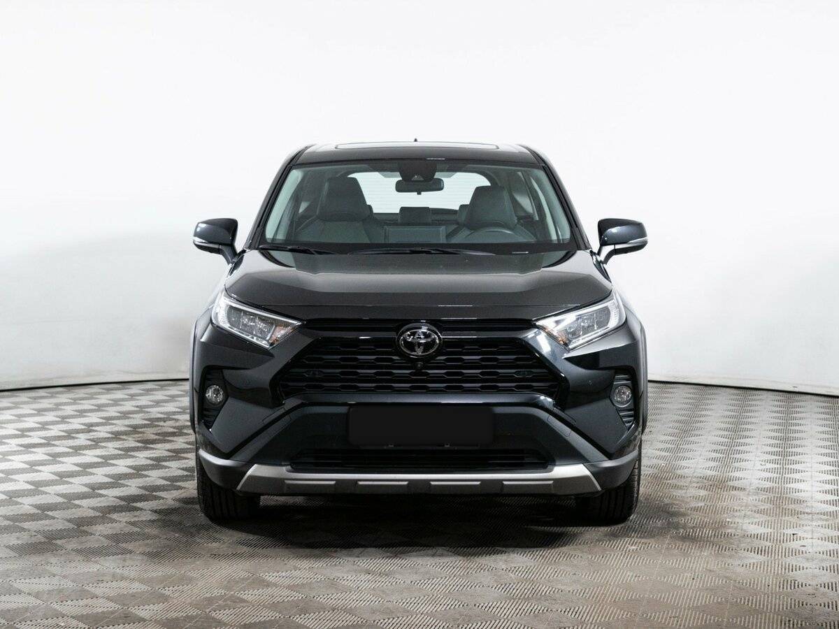 Toyota RAV4 с пробегом — 2023 год. Фото: #1
