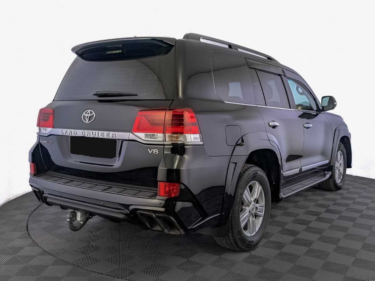 Toyota Land Cruiser с пробегом — 2018 год. Фото: #4