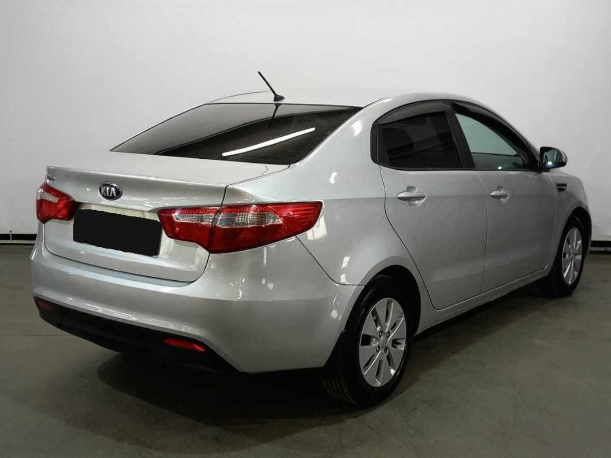 Kia Rio с пробегом — 2013 год. Фото: #4