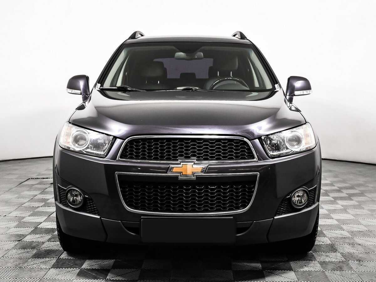 Chevrolet Captiva с пробегом — 2012 год. Фото: #1