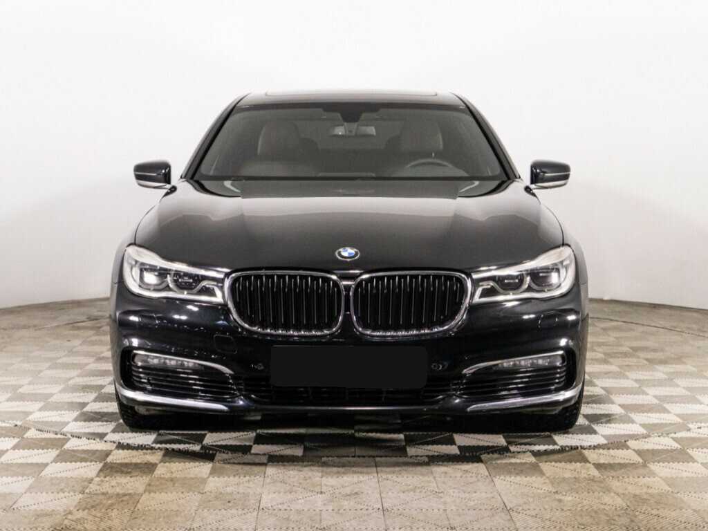 BMW 7 серии с пробегом — 2016 год. Фото: #1
