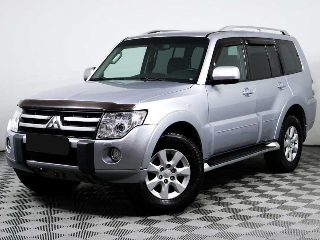 Mitsubishi Pajero с пробегом — 2011 год. Фото: #0