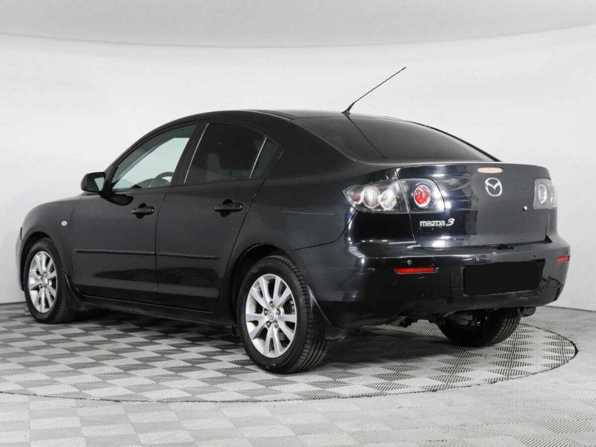 Mazda 3 с пробегом — 2006 год. Фото: #3