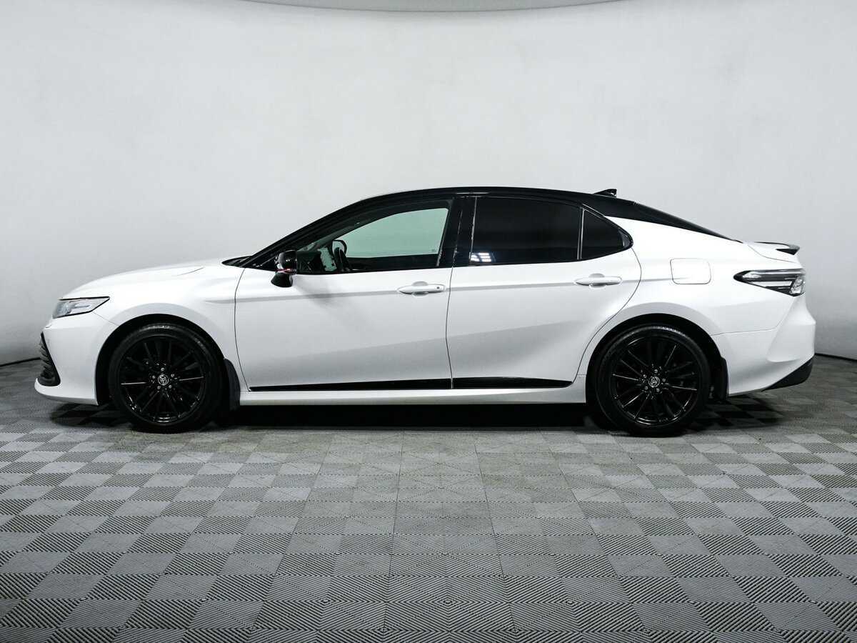 Toyota Camry с пробегом — 2021 год. Фото: #7