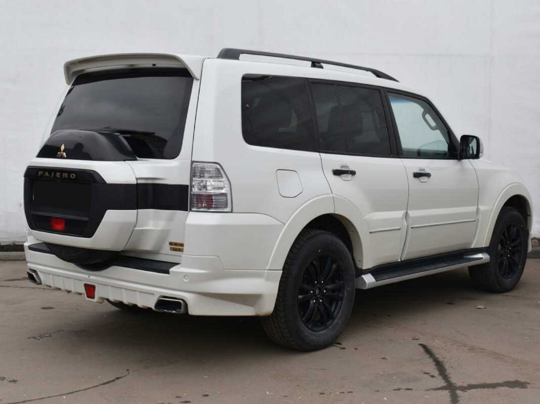 Mitsubishi Pajero с пробегом — 2019 год. Фото: #4