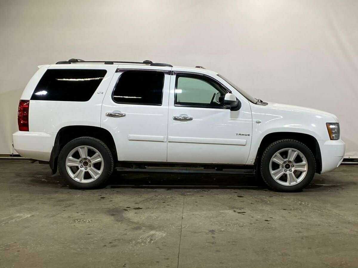 Chevrolet Tahoe с пробегом — 2008 год. Фото: #7