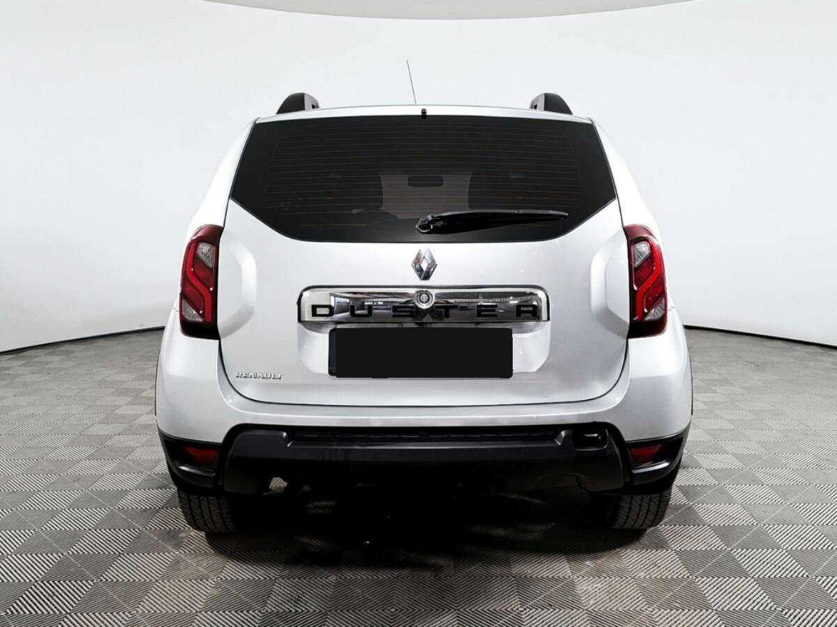 Renault Duster с пробегом — 2015 год. Фото: #4