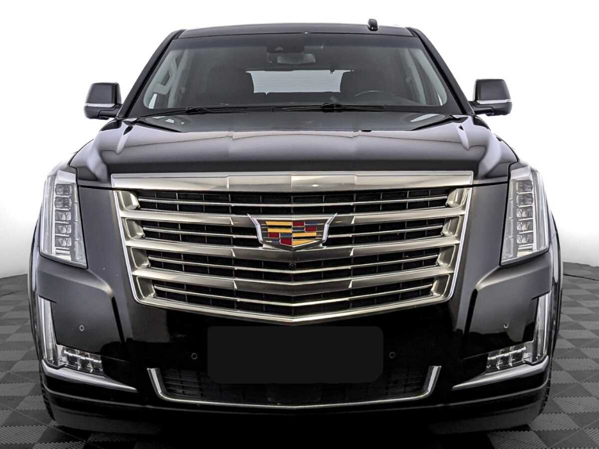 Cadillac Escalade с пробегом — 2018 год. Фото: #1