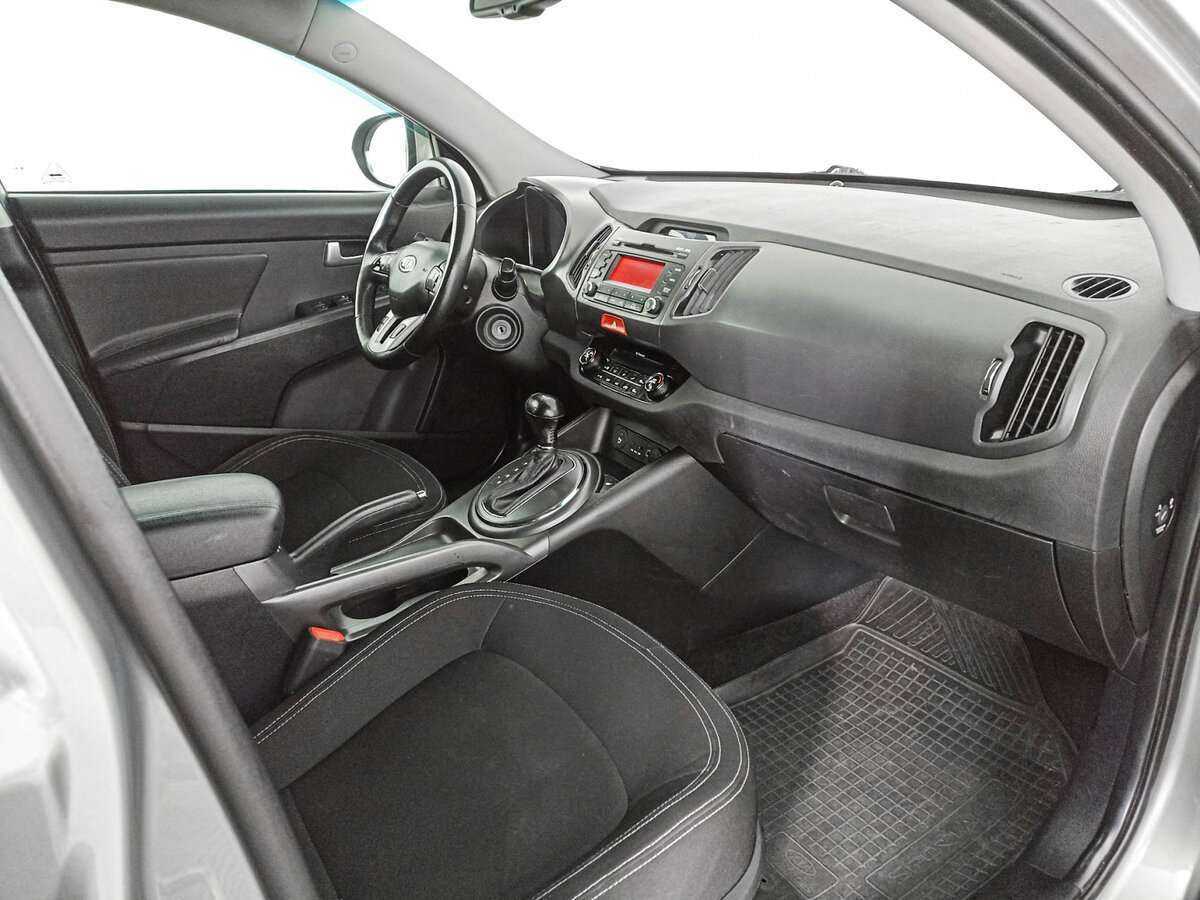 Kia Sportage с пробегом — 2011 год. Фото: #10