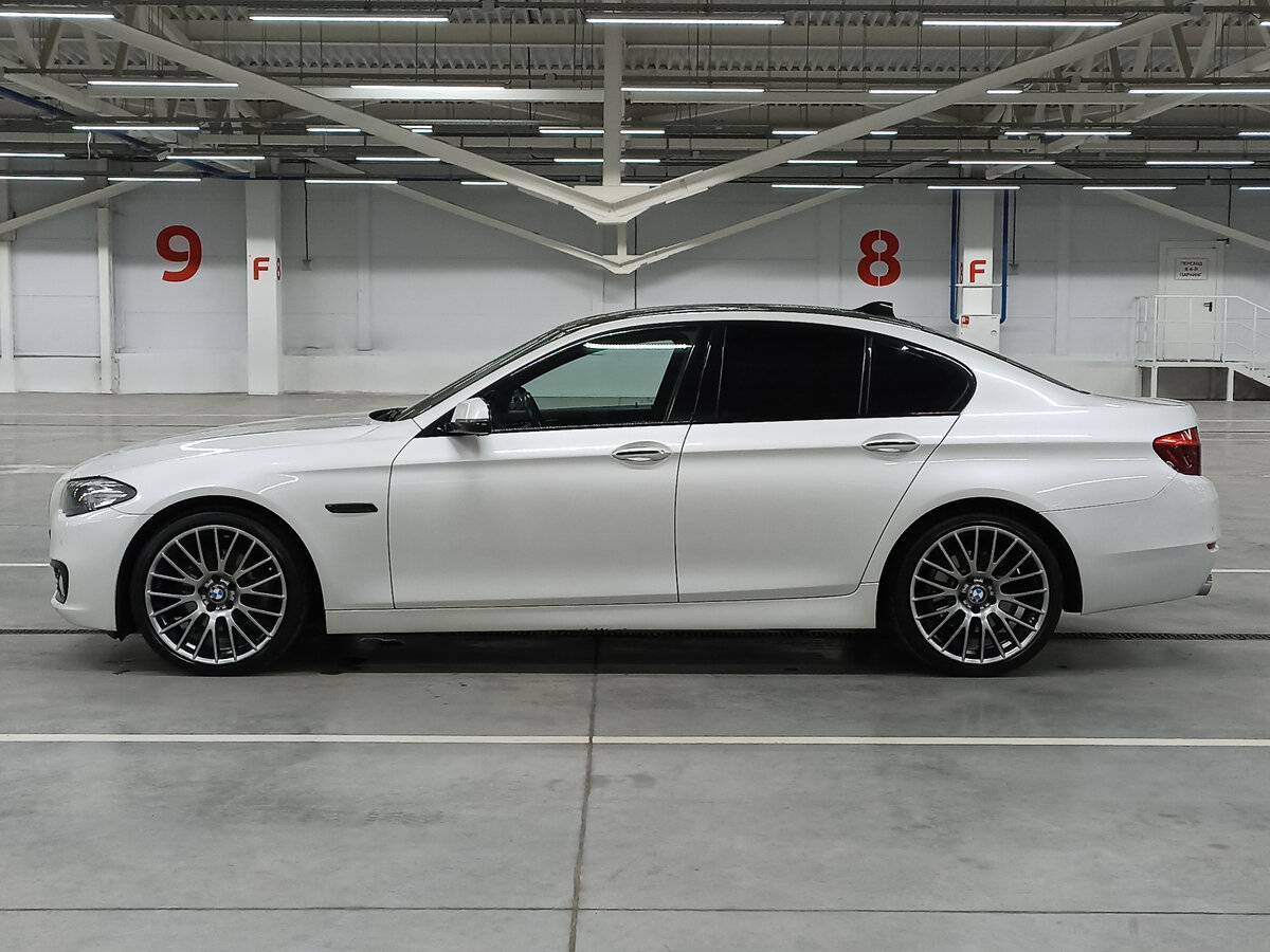 BMW 5 серии с пробегом — 2015 год. Фото: #7