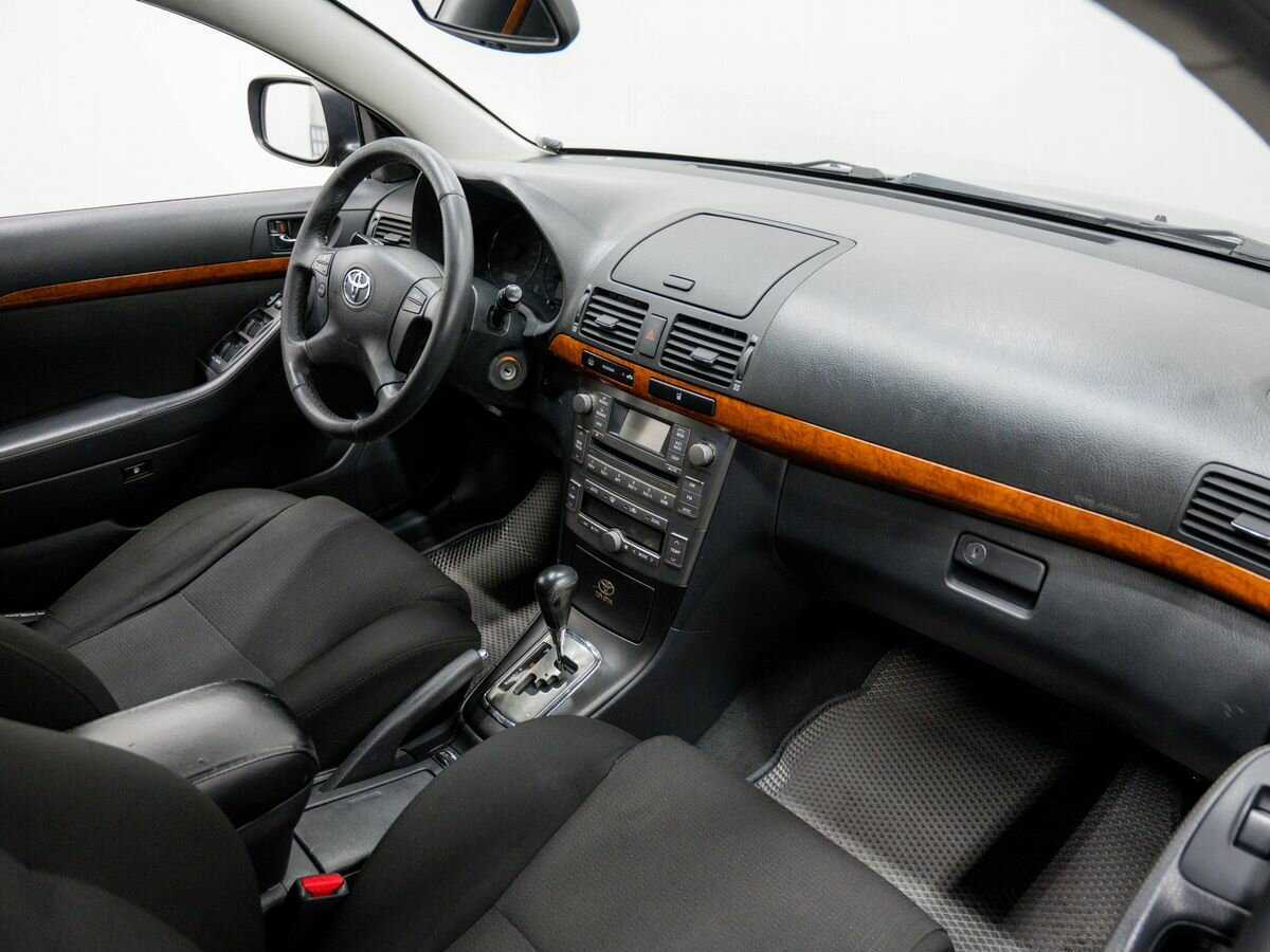 Toyota Avensis с пробегом — 2008 год. Фото: #6