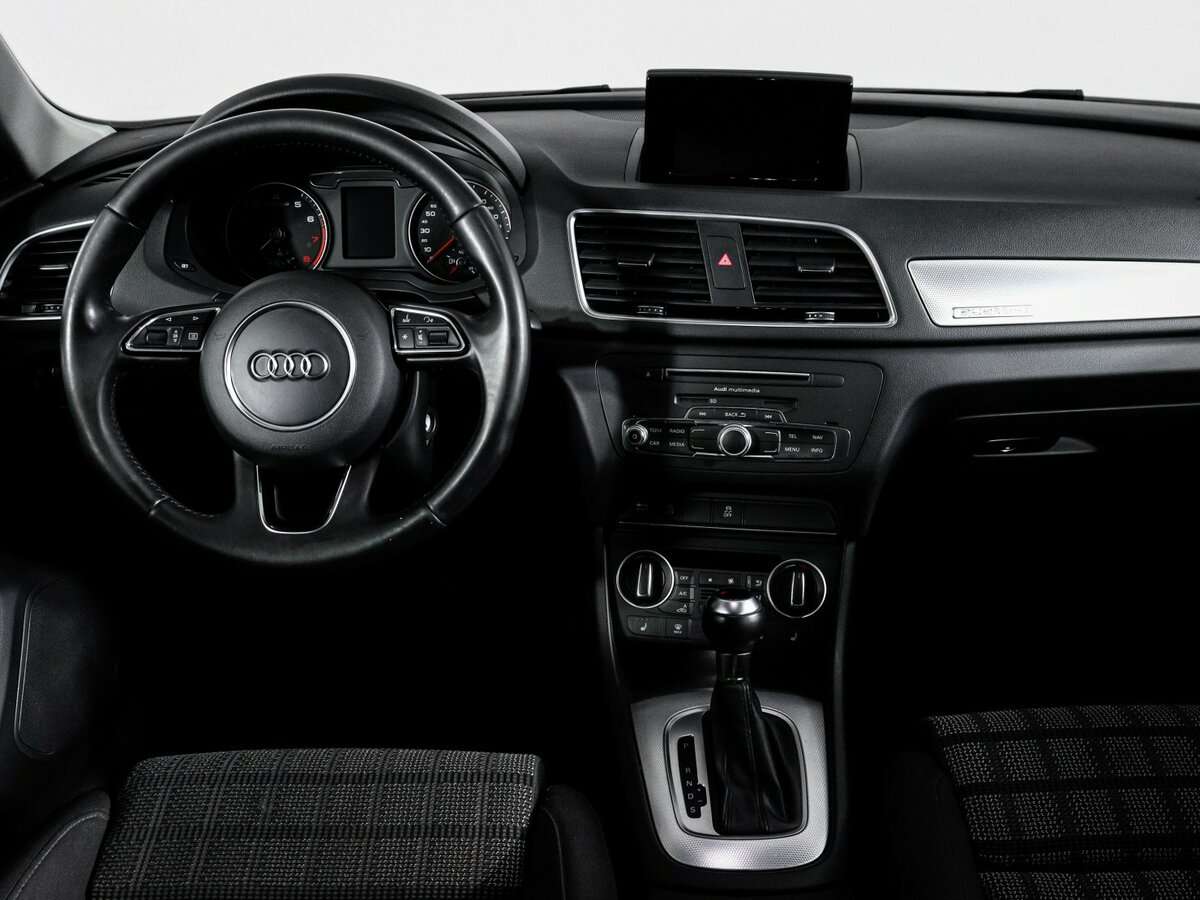 Audi Q3 с пробегом — 2014 год. Фото: #11