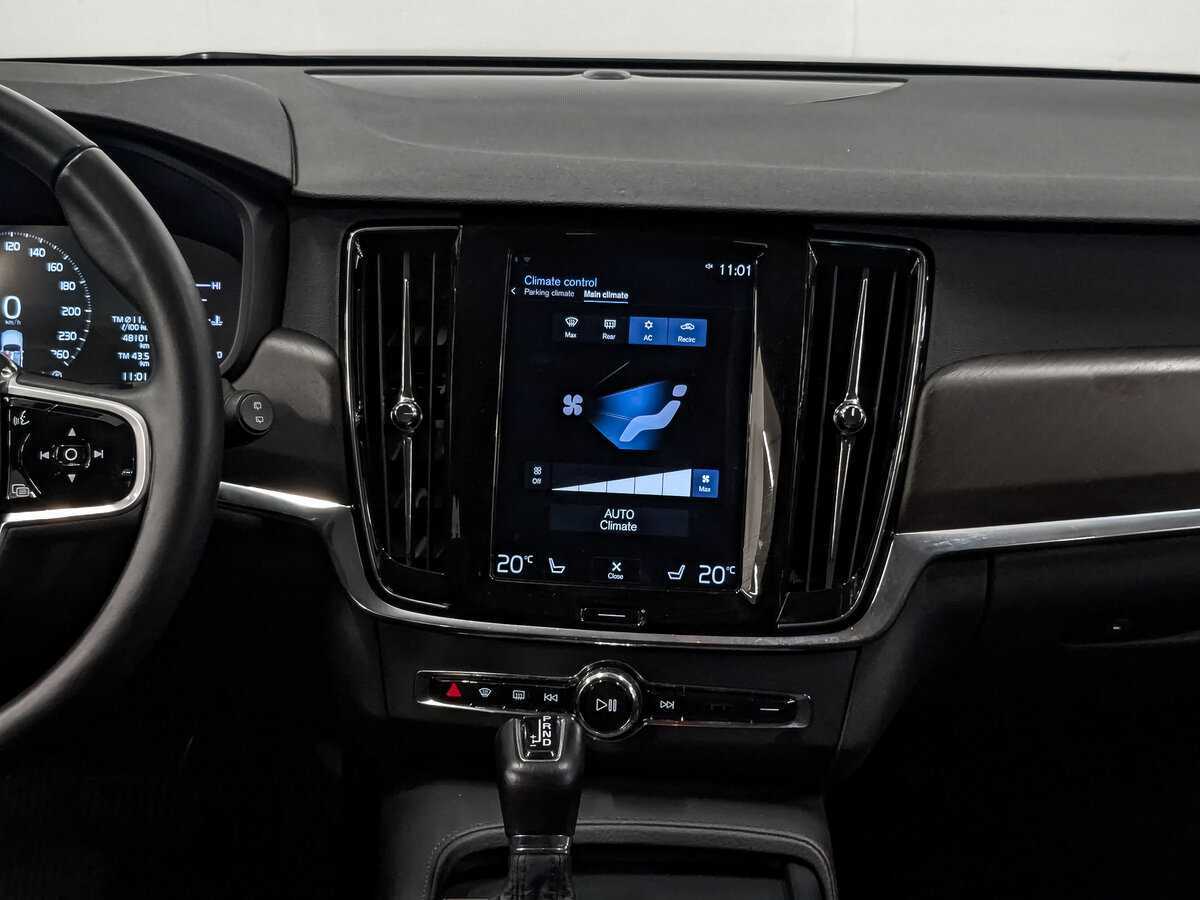 Volvo V90 Cross Country с пробегом — 2019 год. Фото: #14