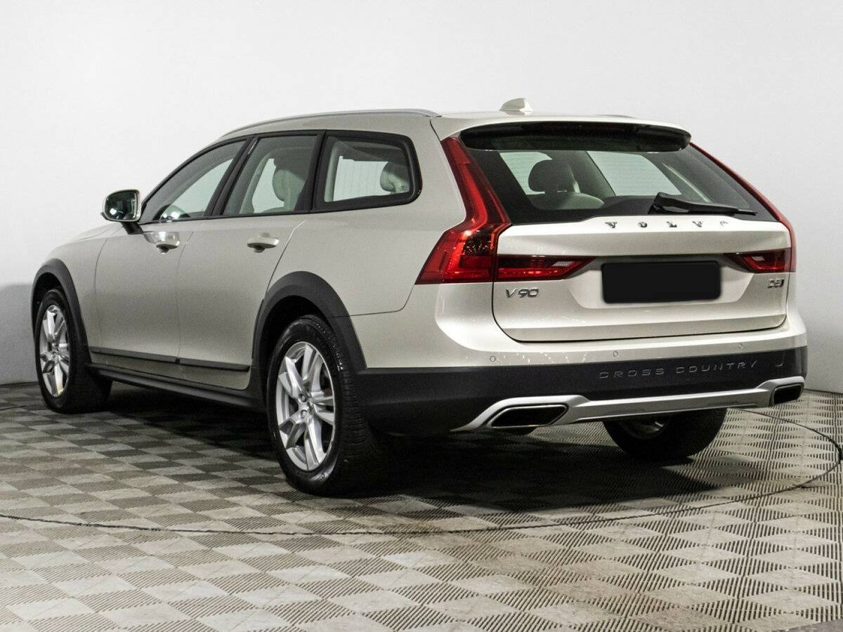 Volvo V90 Cross Country с пробегом — 2017 год. Фото: #6