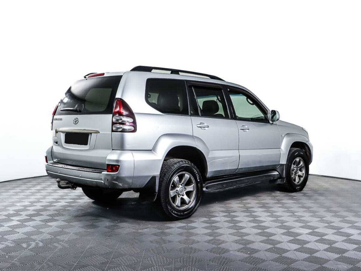 Toyota Land Cruiser Prado с пробегом — 2008 год. Фото: #4