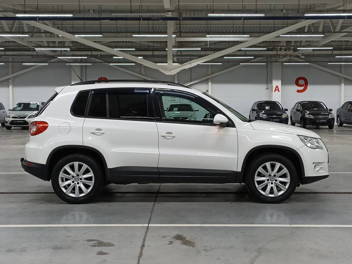 Volkswagen Tiguan с пробегом — 2010 год. Фото: #3