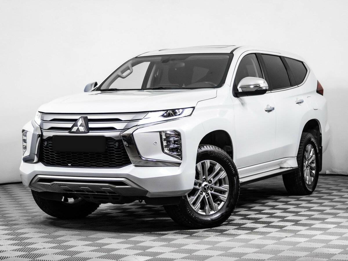 Mitsubishi Pajero Sport с пробегом — 2020 год. Фото: #0