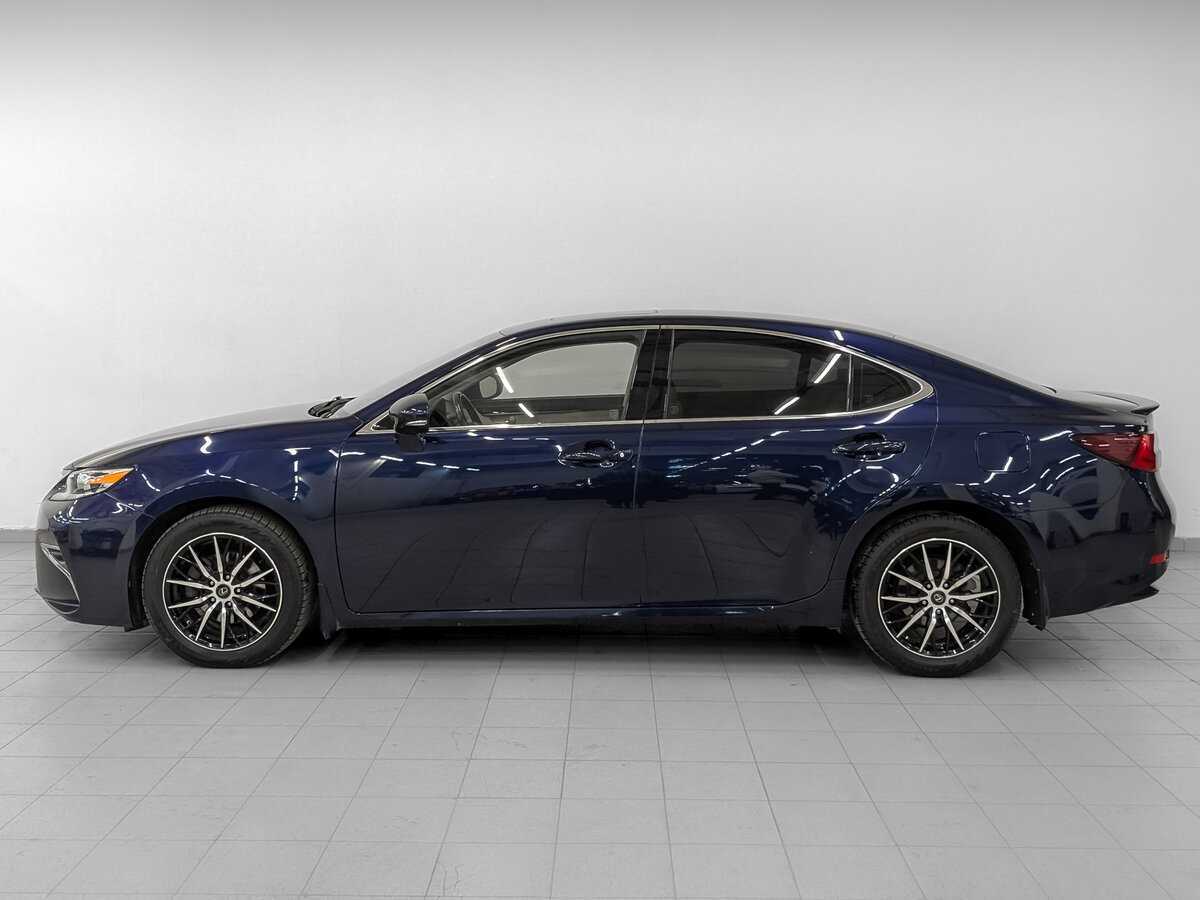 Lexus ES с пробегом — 2015 год. Фото: #7