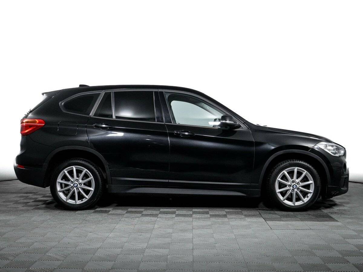 BMW X1 с пробегом — 2018 год. Фото: #3
