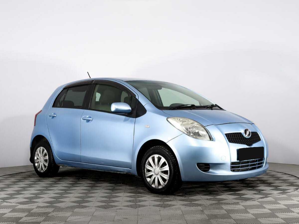 Toyota Vitz с пробегом — 2005 год. Фото: #2