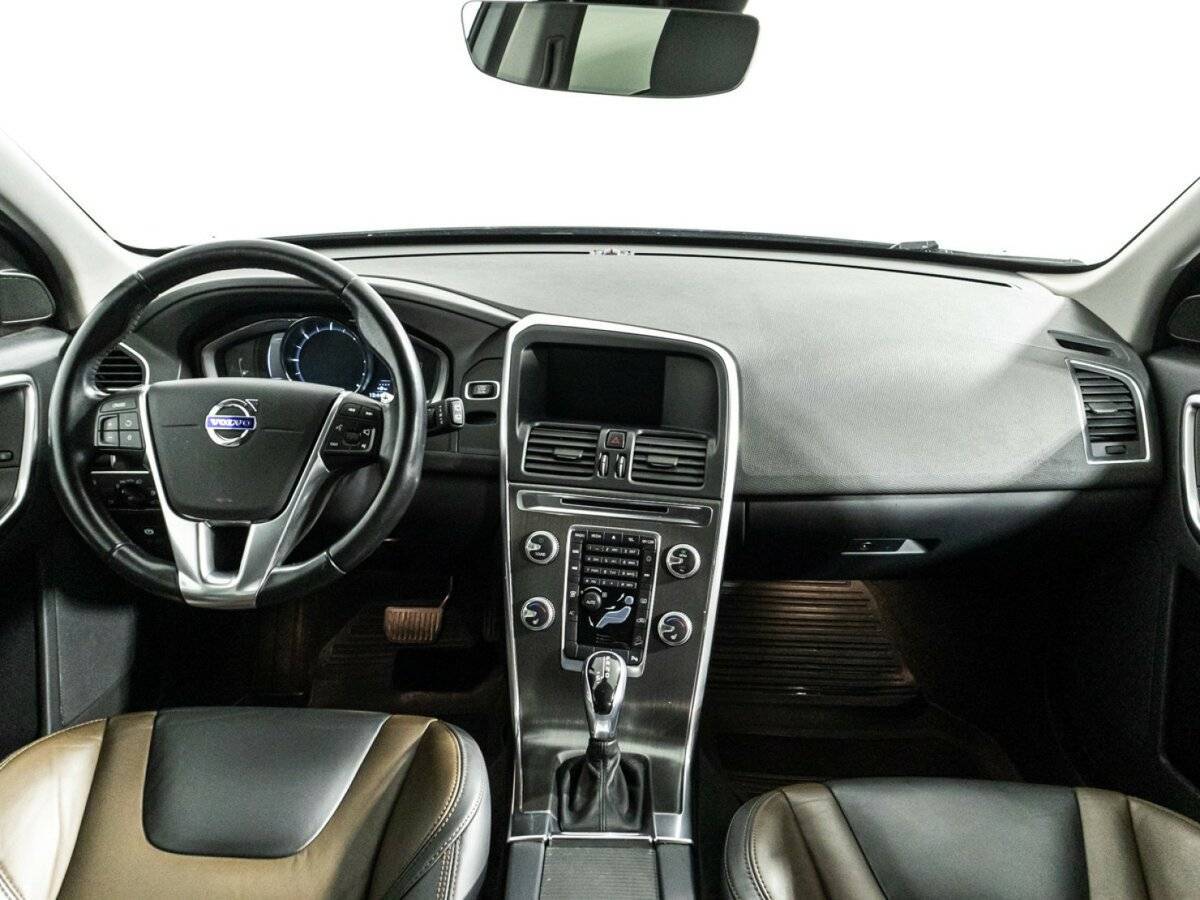 Volvo XC60 с пробегом — 2014 год. Фото: #13