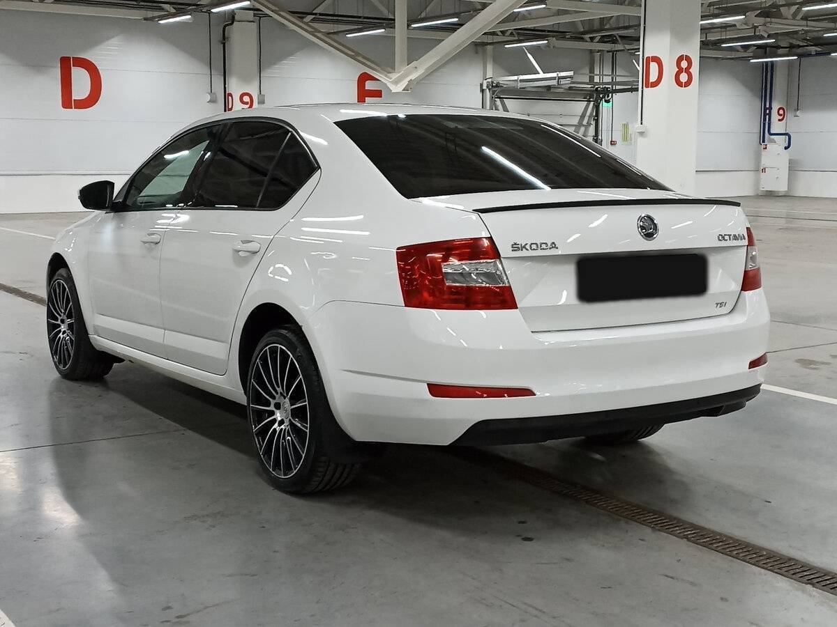 Skoda Octavia с пробегом — 2013 год. Фото: #6