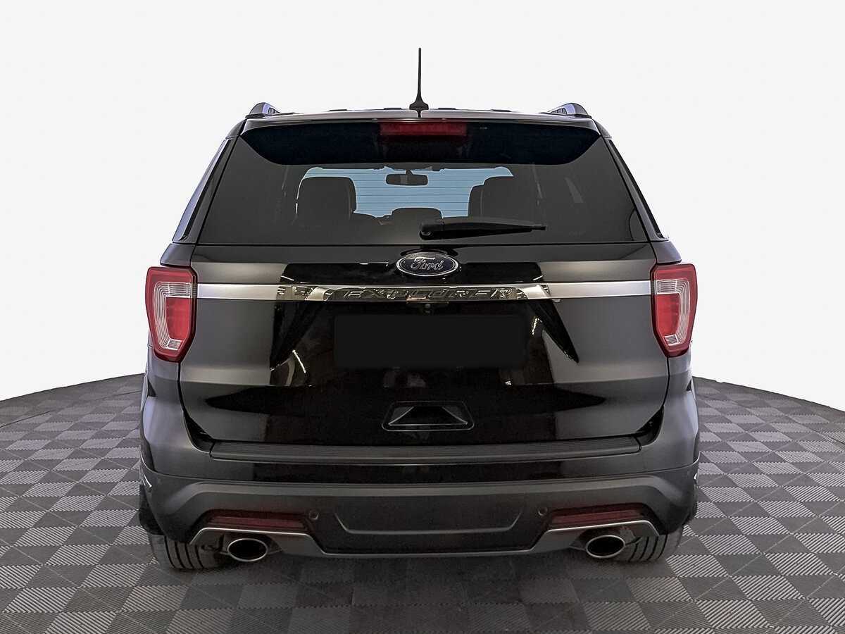 Ford Explorer с пробегом — 2019 год. Фото: #5