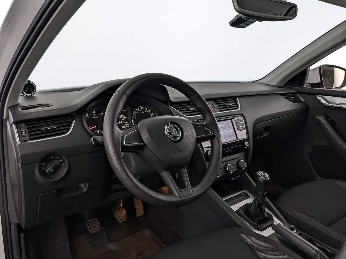 Skoda Octavia с пробегом — 2017 год. Фото: #14
