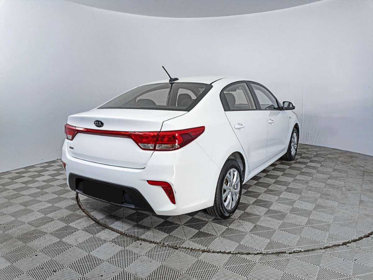 Kia Rio с пробегом — 2018 год. Фото: #4
