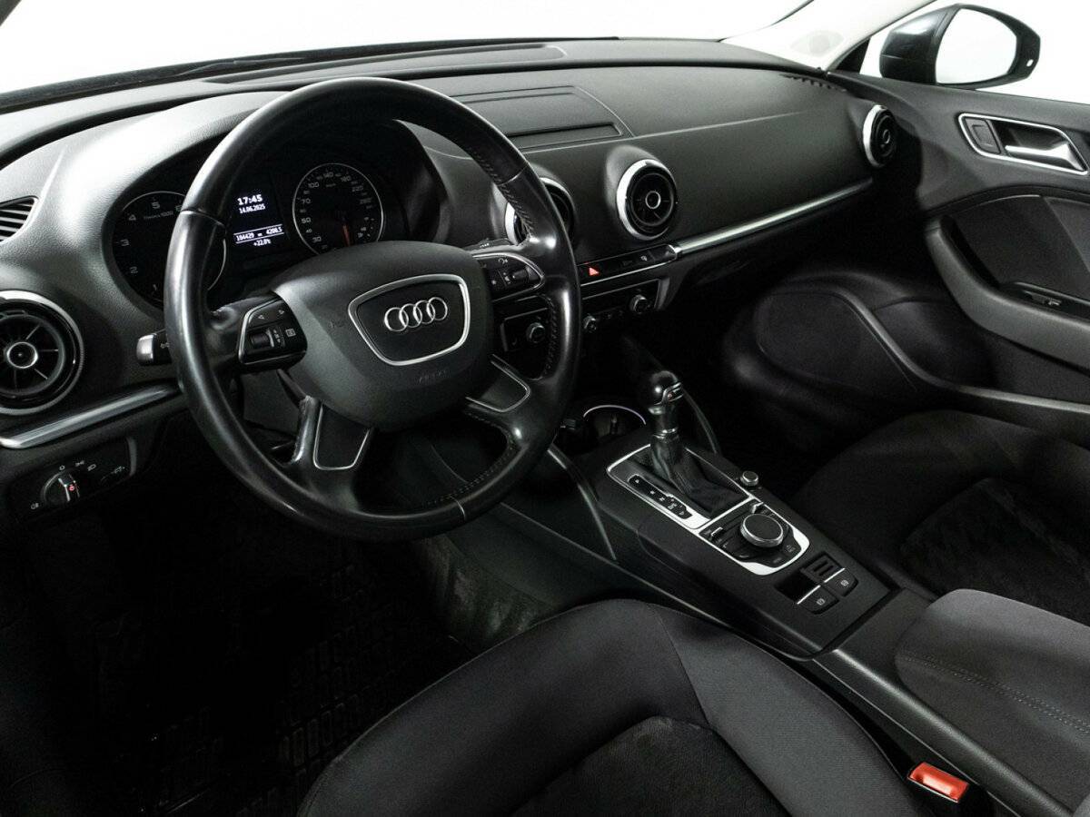 Audi A3 с пробегом — 2015 год. Фото: #10
