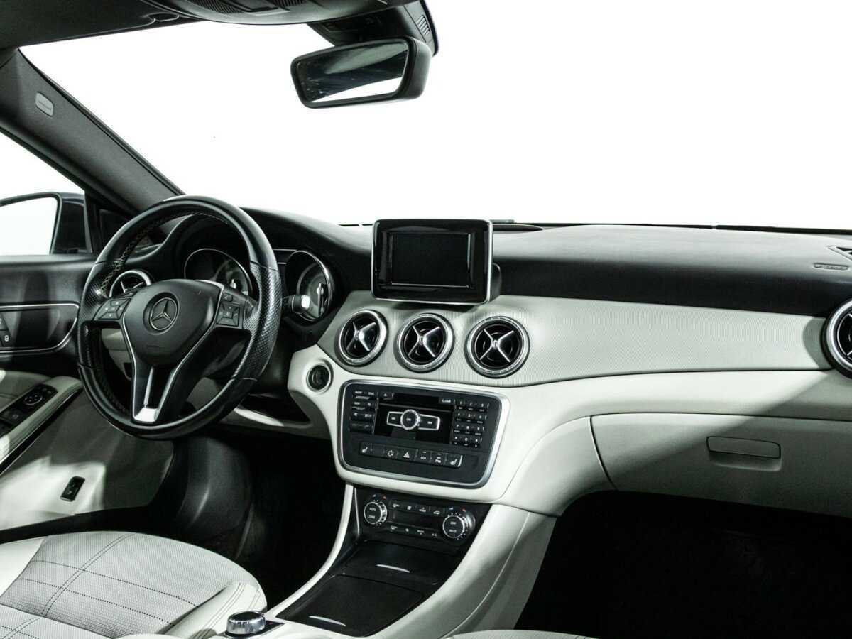 Mercedes-Benz CLA с пробегом — 2014 год. Фото: #7