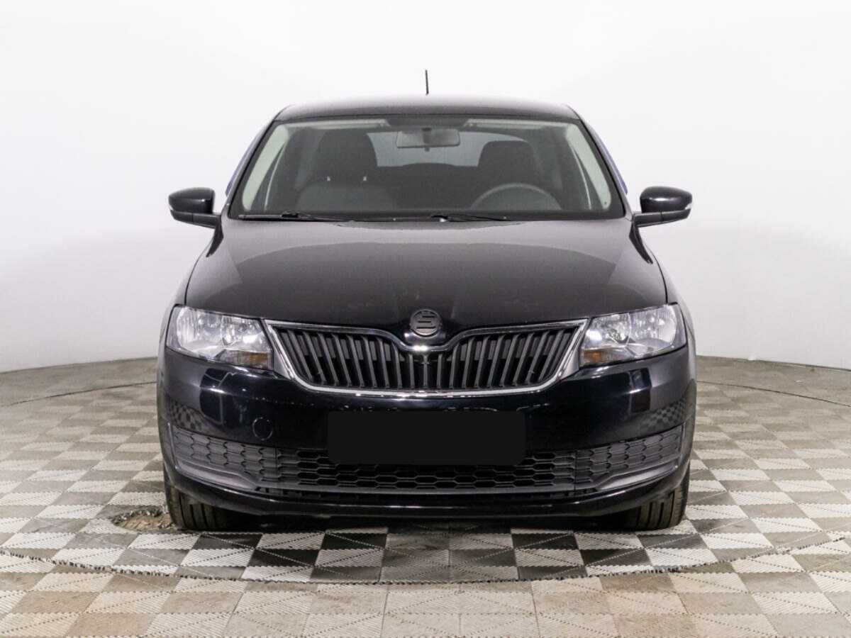 Skoda Rapid с пробегом — 2018 год. Фото: #1