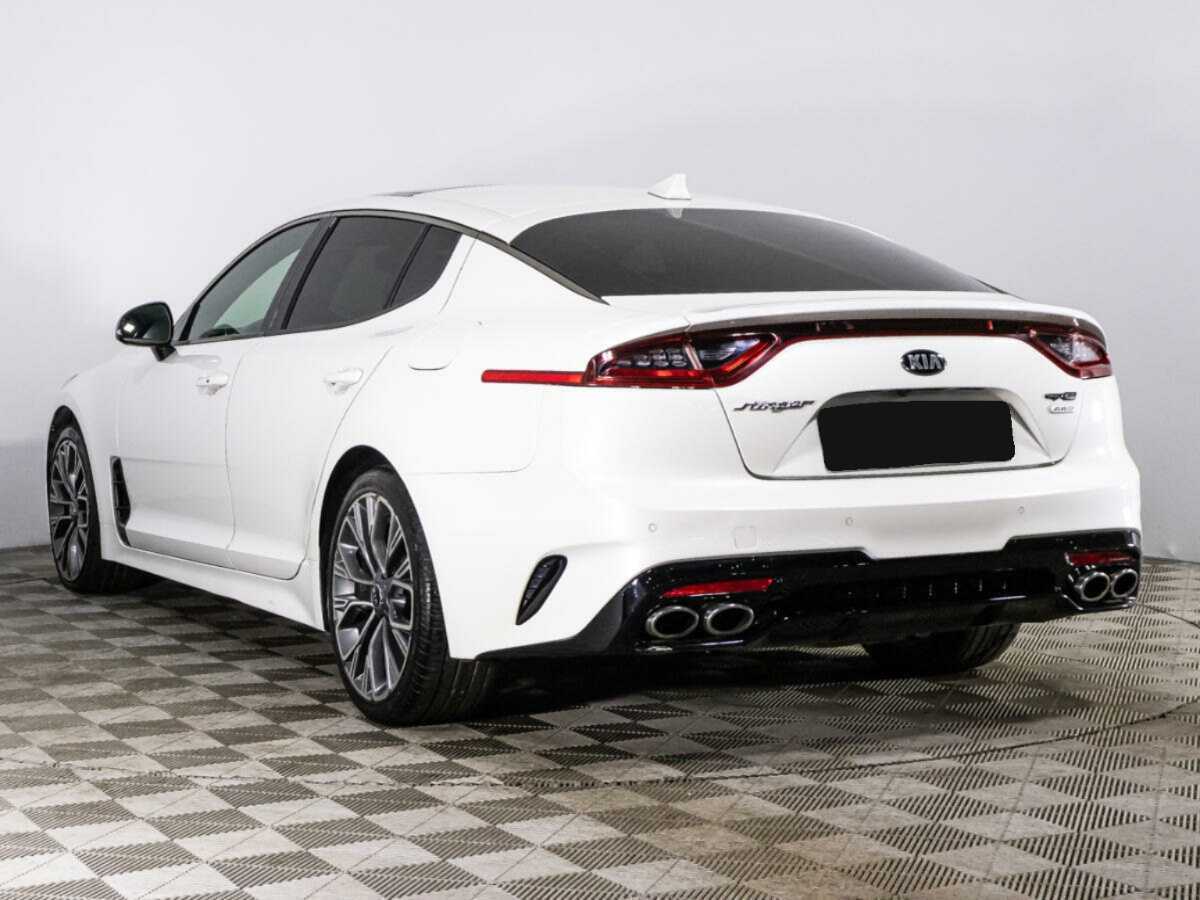 Kia Stinger с пробегом — 2018 год. Фото: #6
